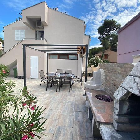 Apartment Soline Биоград на Мору Екстериор снимка